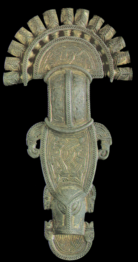 Fibula_di_nocera_umbra,_18,7_cm,_roma,_museo_alto_medievale.jpg