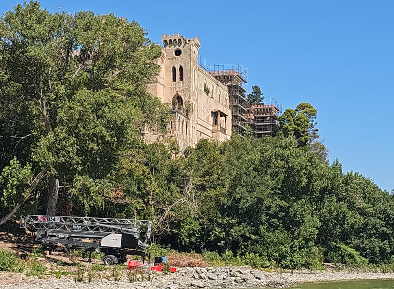 gru_e_castello_1.png