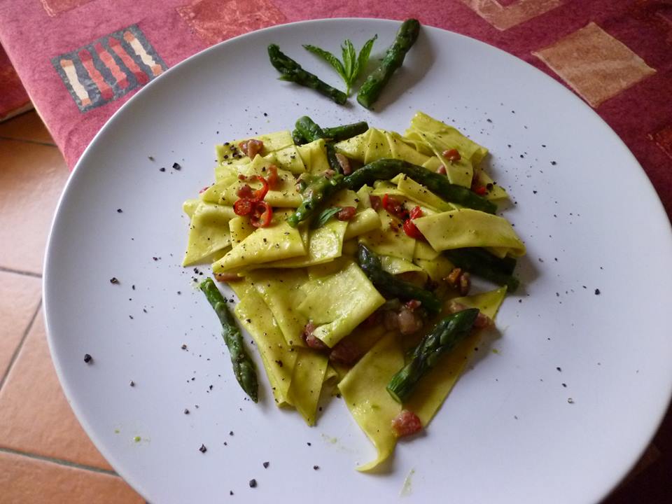 Maltagliati agli asparagi: la ricetta