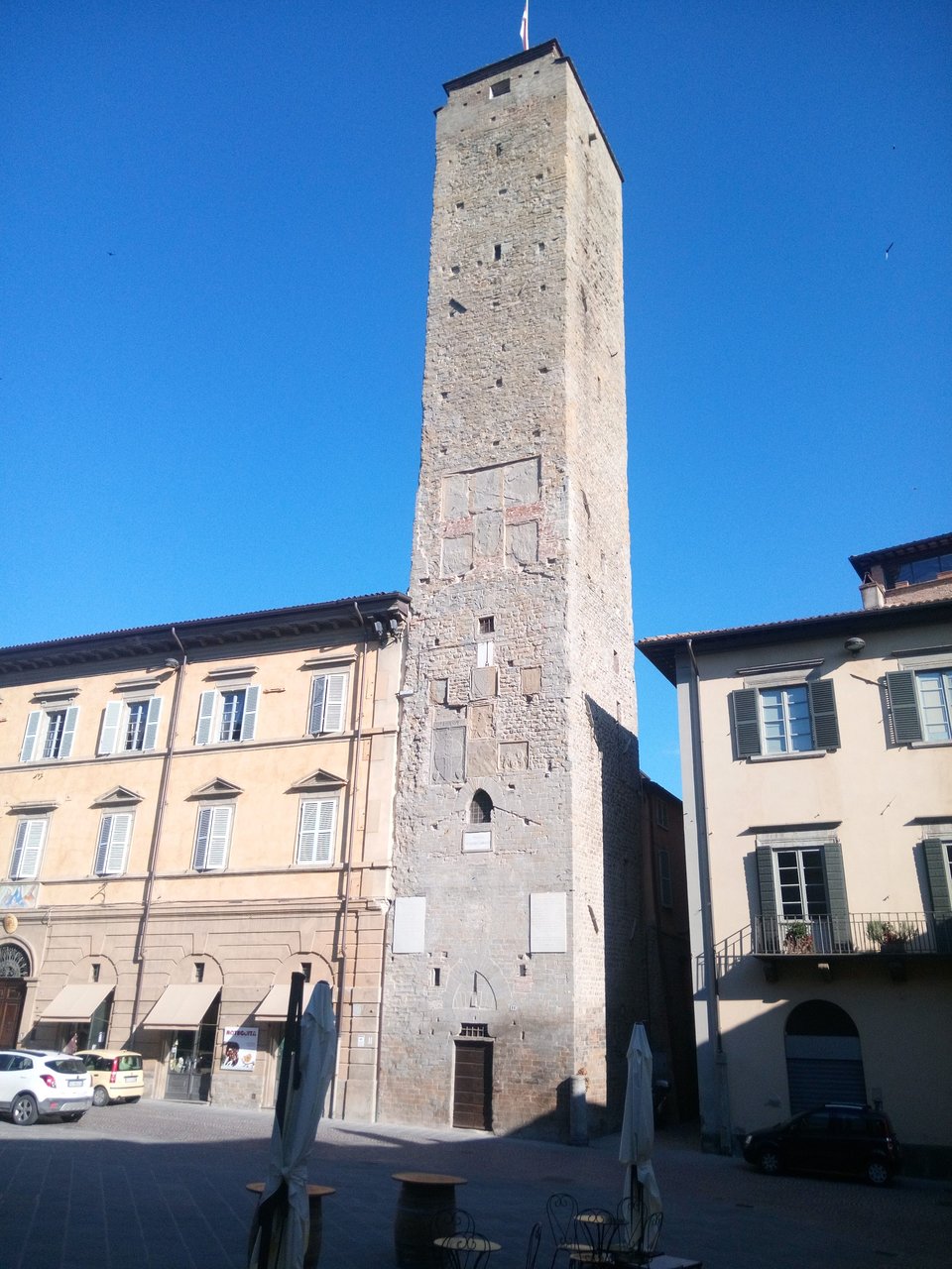torre_del_vescovo.jpg